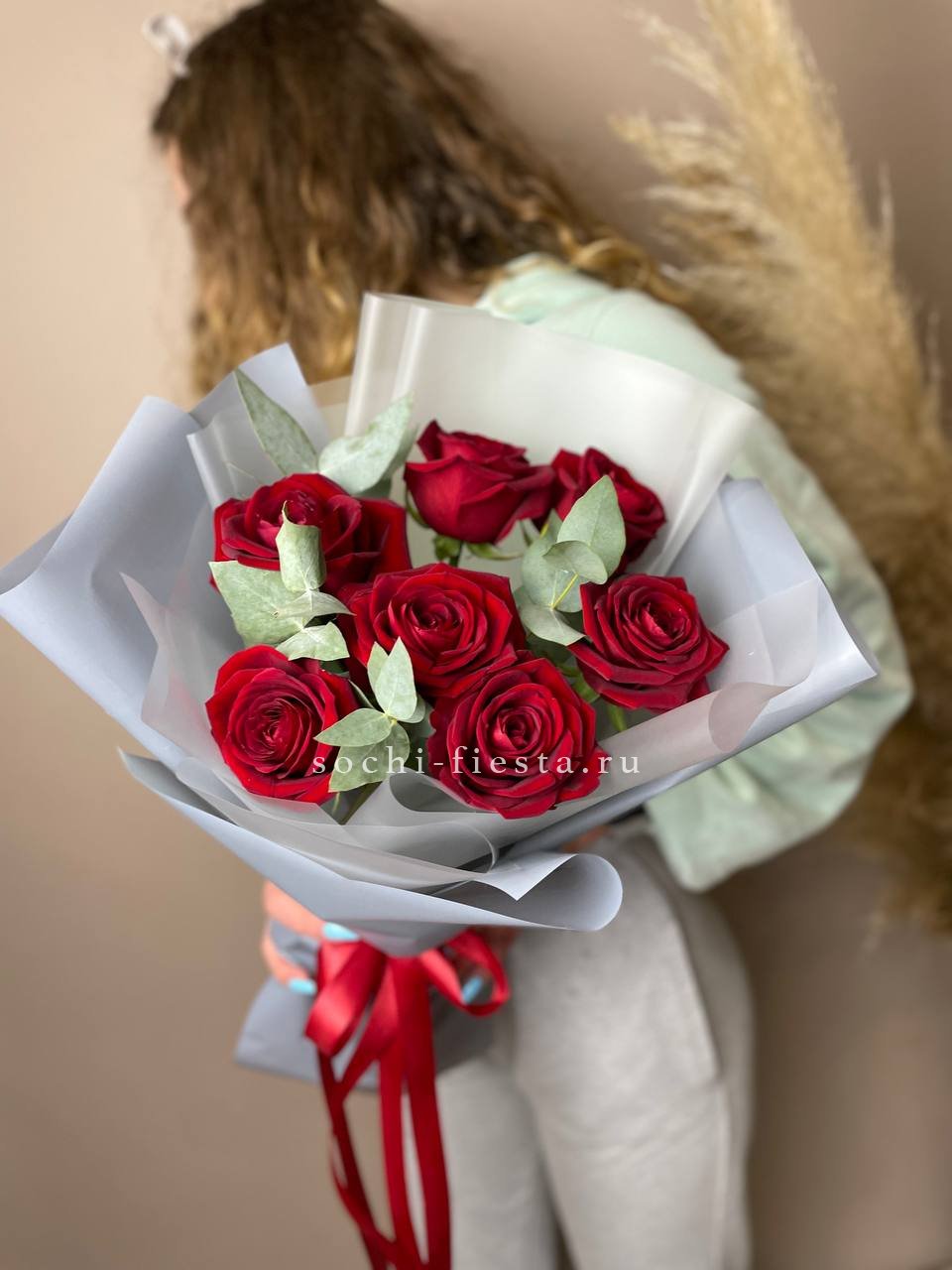 свадебный букет невесты из пионовидных белых роз для уфимского торжества