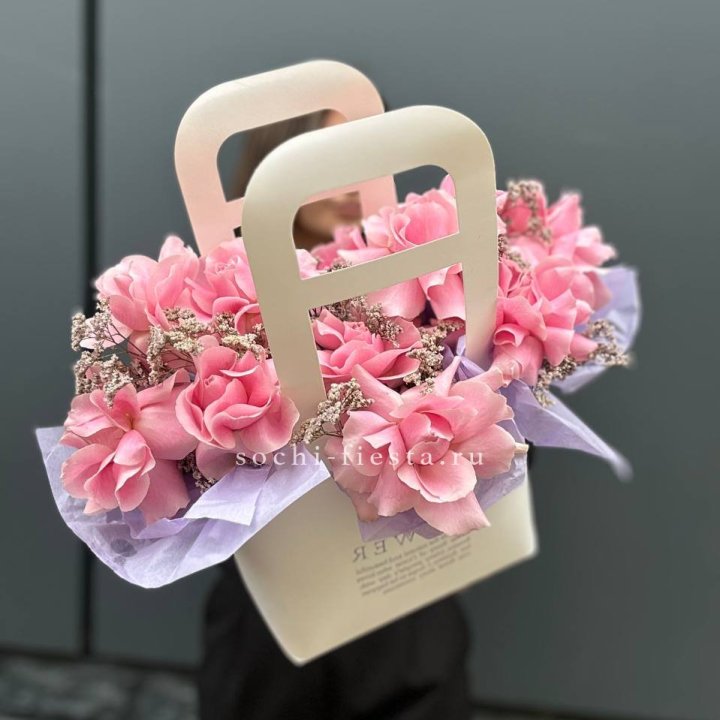 Сумочка розовых роз "Плинки" в Уфе