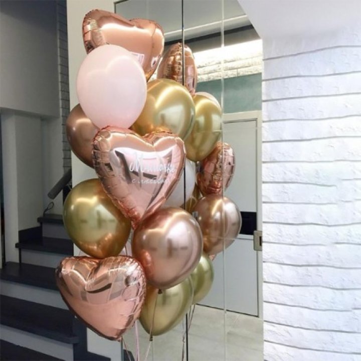 Фонтан шаров "От сердечка" в Уфе