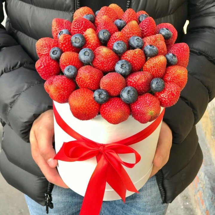 Клубничный бокс №3 в Уфе