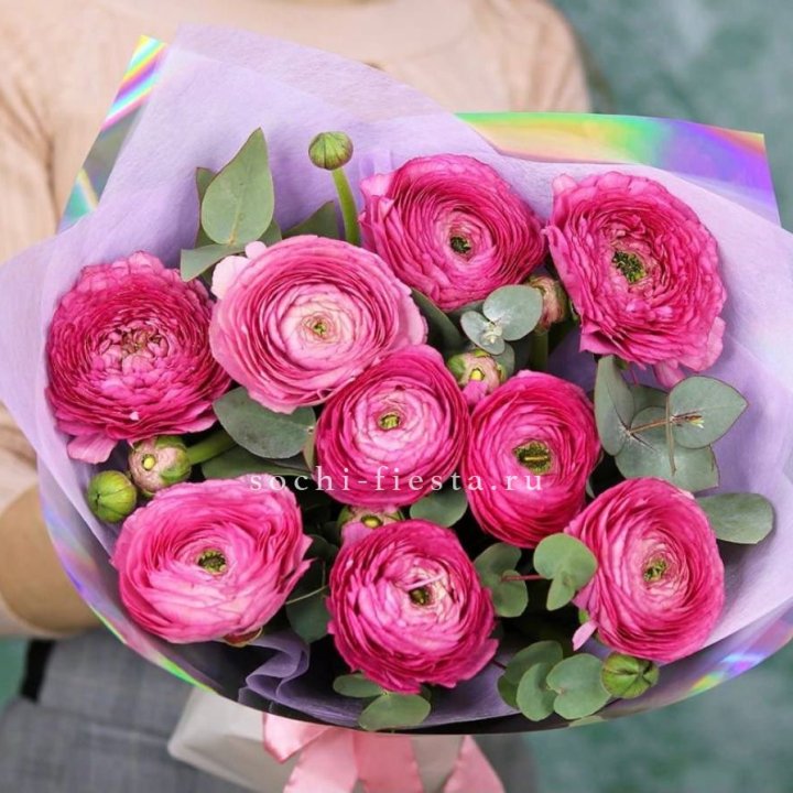 Ранункулюсы с эвкалиптом №2 в Уфе