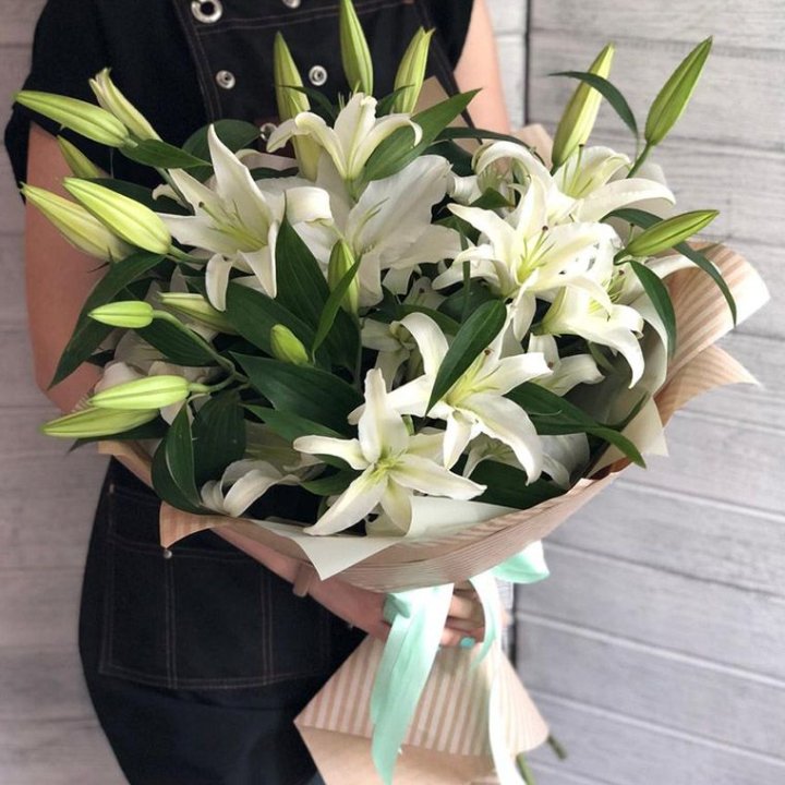 Букет белых лилий в Уфе