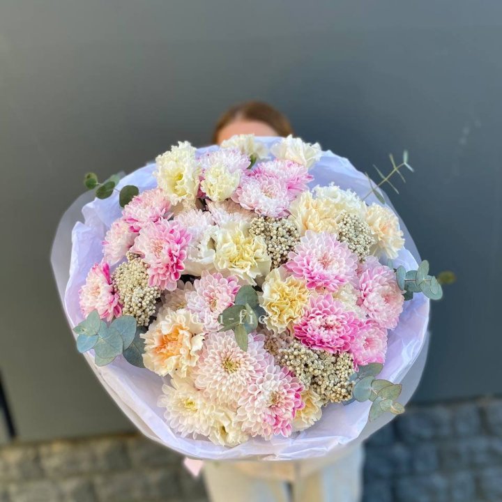 Букет из стойких цветов  в Уфе