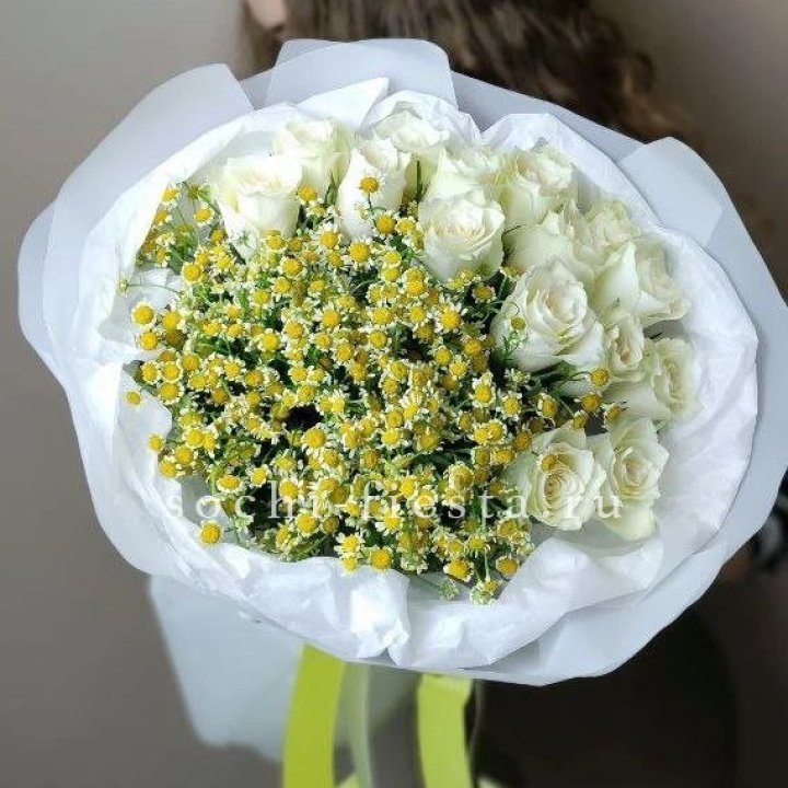 Букет ромашек и роз "Полина" в Уфе