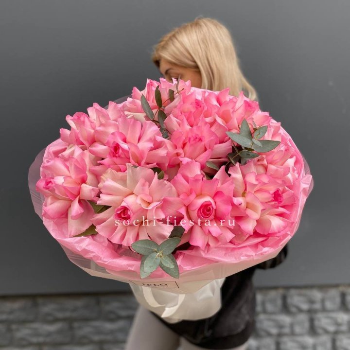 11 французских роз в Уфе