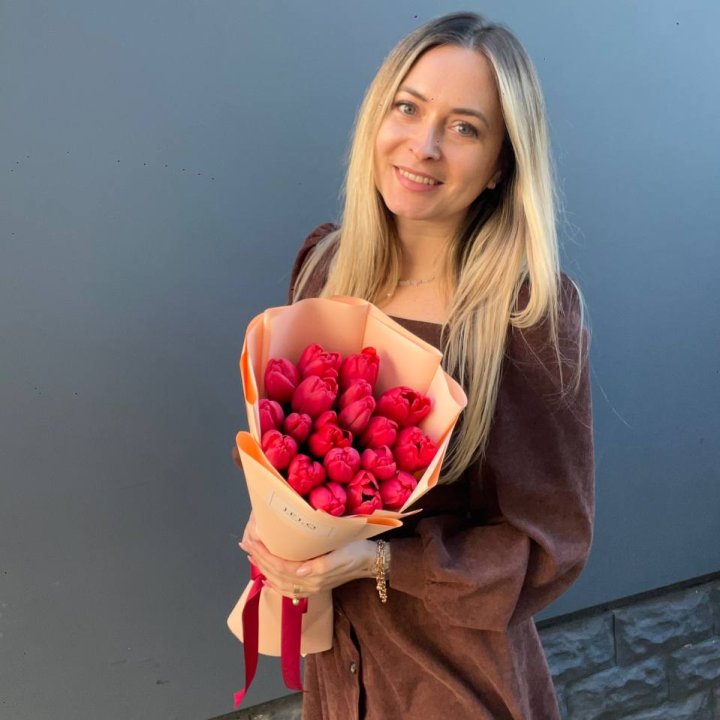  19 красных тюльпанов в Уфе