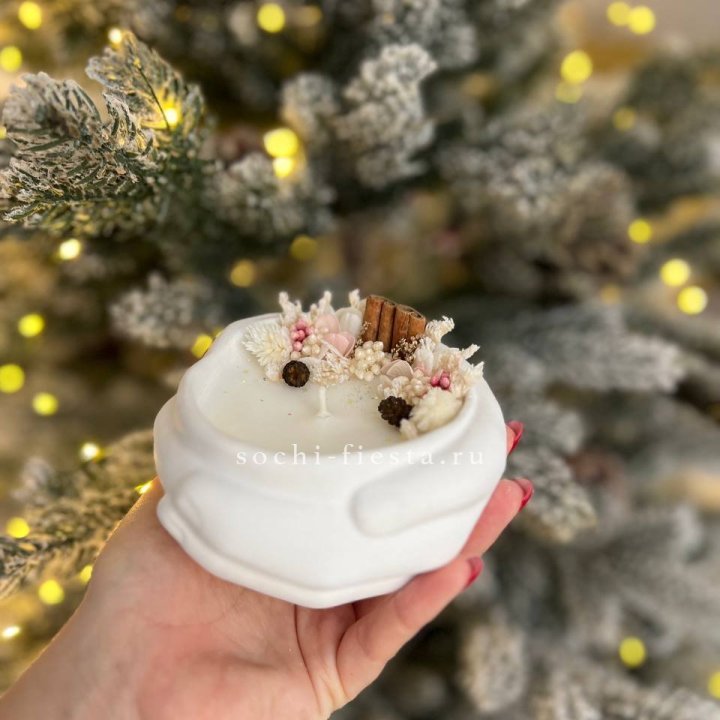 Свеча ароматическая в гипсе Руки с корицей в Уфе