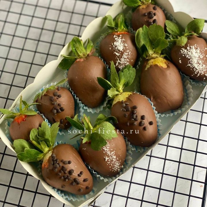 Клубника в шоколаде 10 ягод в Уфе