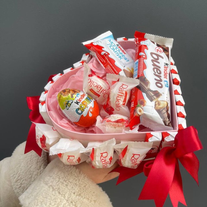 Бокс киндерами и раффаэлло в Уфе