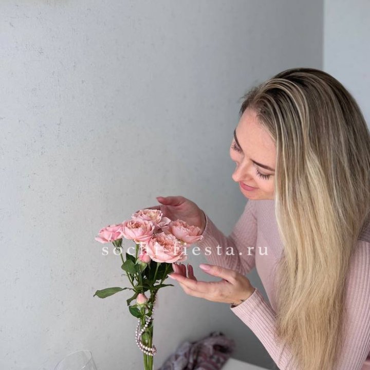 Цветочная подписка "Пакет маленький" в Уфе