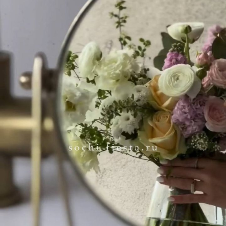 Цветочная подписка "Пакет средний" в Уфе