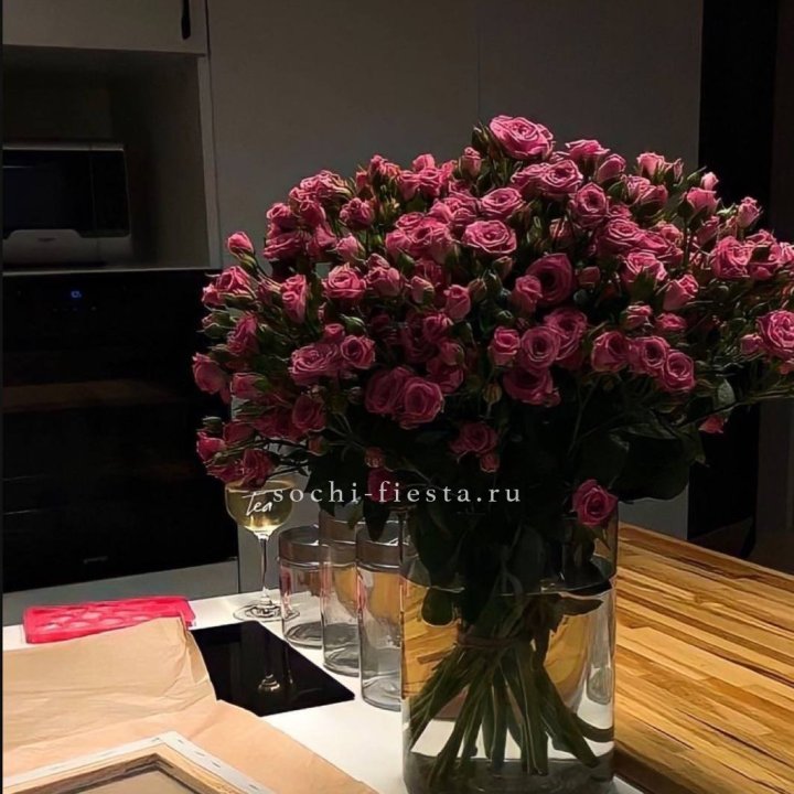 Цветочная подписка "Пакет большой" в Уфе