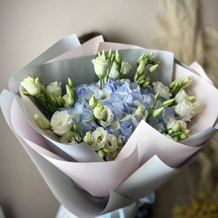 Букет с гортензией "Адель" в Уфе