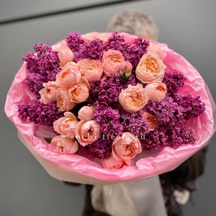  Дуо букет из кустовых роз и сирени в Уфе