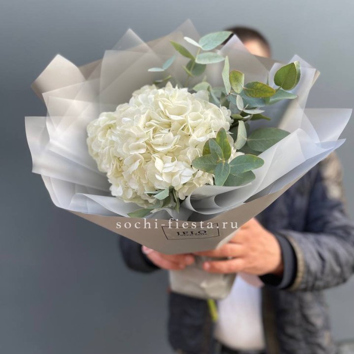  Букет  из белой гортензии в Уфе
