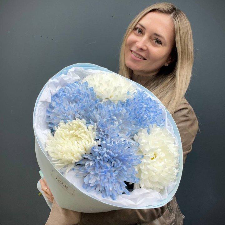 Букет из 7 хризантем  в Уфе