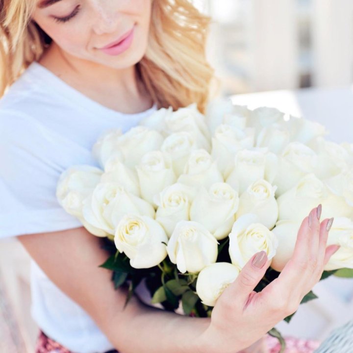 Букет высоких роз "Облака" в Уфе