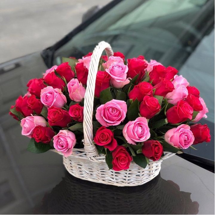 Корзина с розами  в Уфе