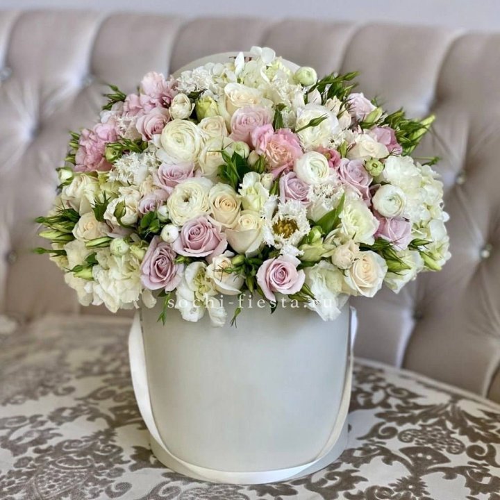 Цветочный бокс "Ловинг" в Уфе