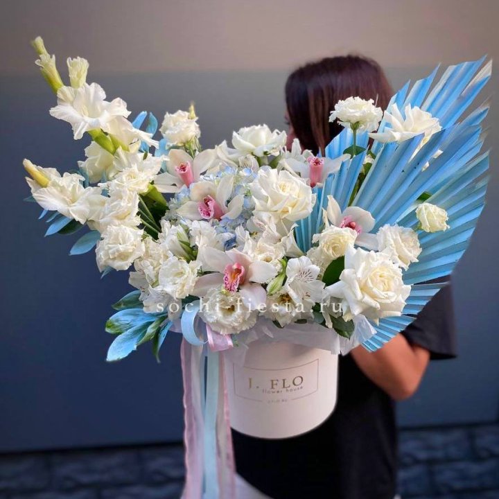 Цветочный бокс №3 в Уфе