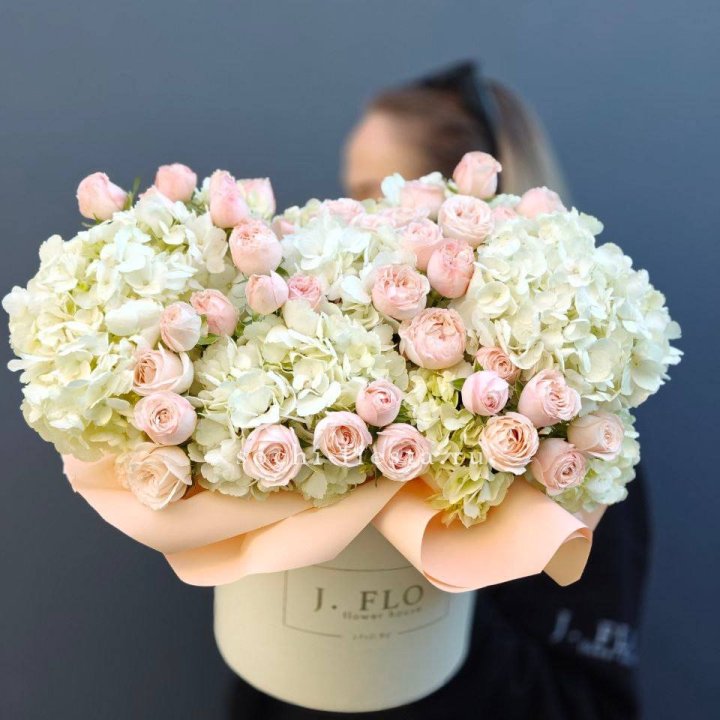 Дизайнерский бокс "Изабелла" в Уфе