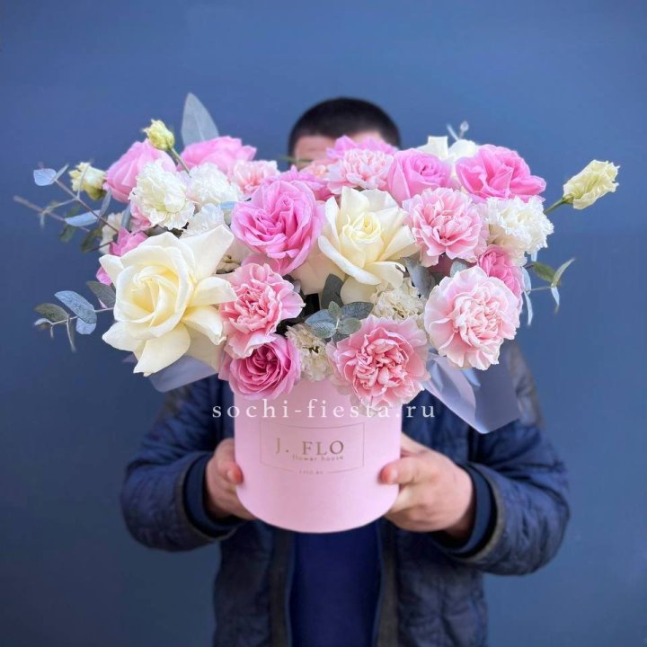 Цветочный бокс "Памела" в Уфе
