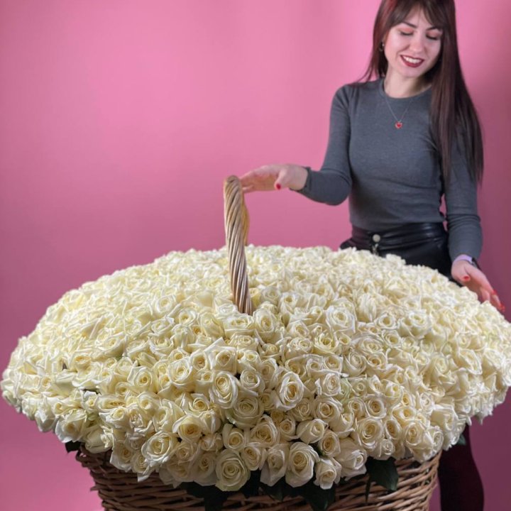 1001 белая роза в Уфе