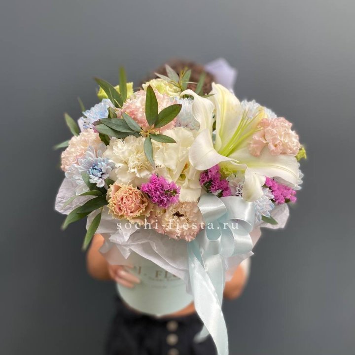 Дизайнерский цилиндр "Лилия" в Уфе