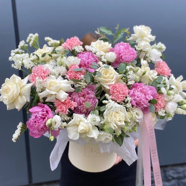 Дизайнерский бокс "Амор этерна" в Уфе