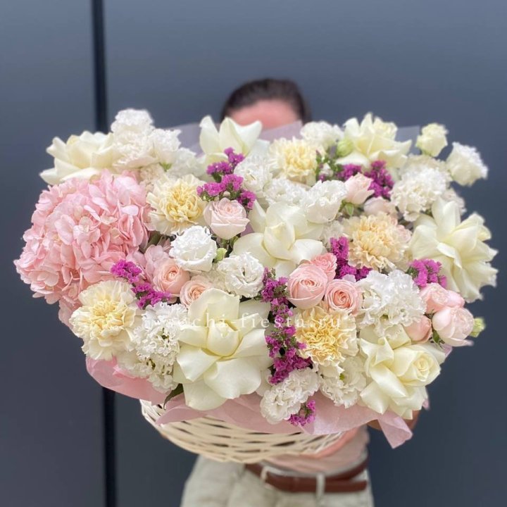 Корзина "Воздушная нежность" в Уфе