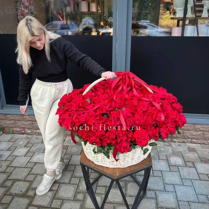 201 французская красная роза в Уфе