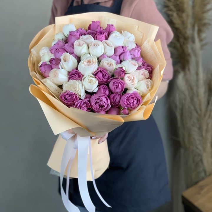 Букет кустовых роз Джулиана в Уфе