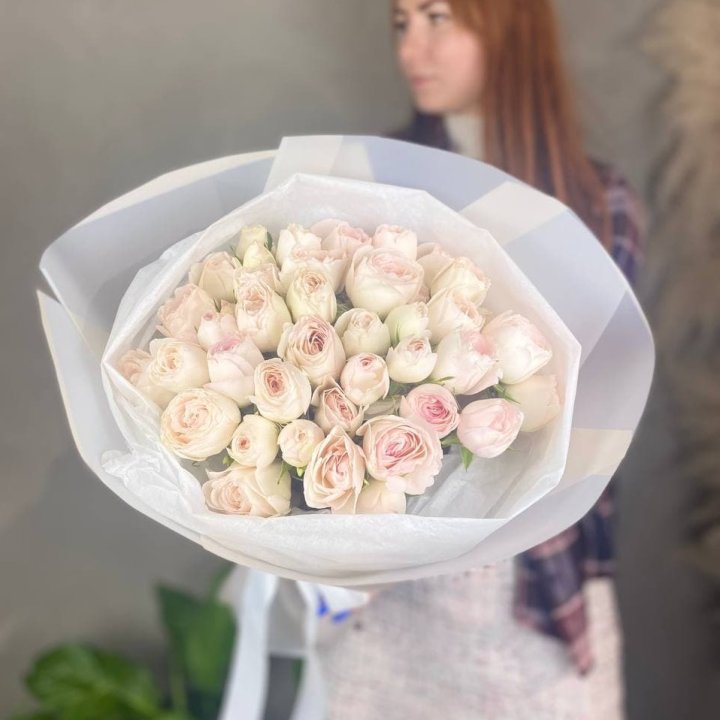 Букет кустовых роз в Уфе