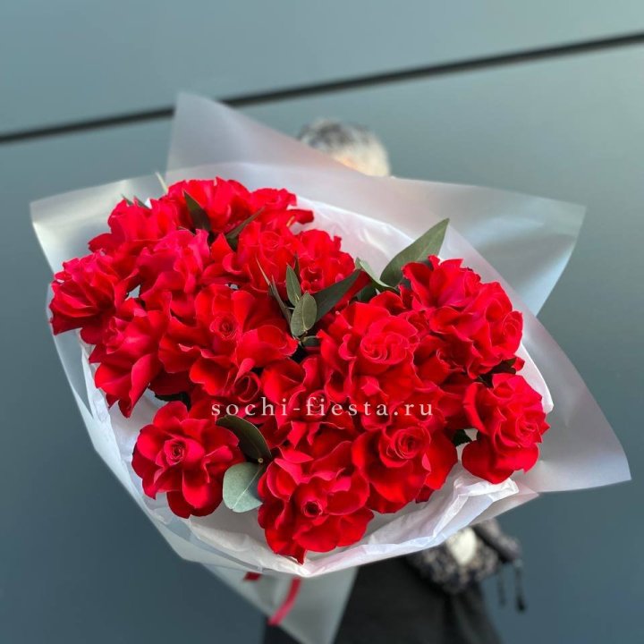 21 Красная французская роза в Уфе