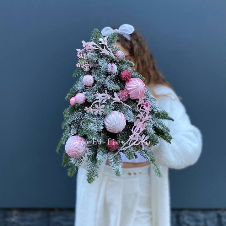 Новогодняя елочка "Розе" в Уфе