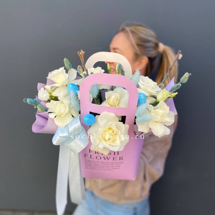 Цветочная сумочка "Пасхальная композиция" в Уфе