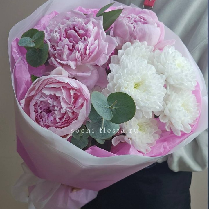  Букет комплимент с пионами в Уфе