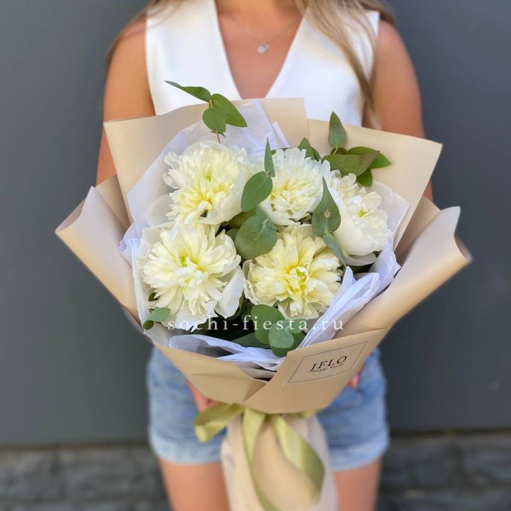  Букет белых пионов в Уфе