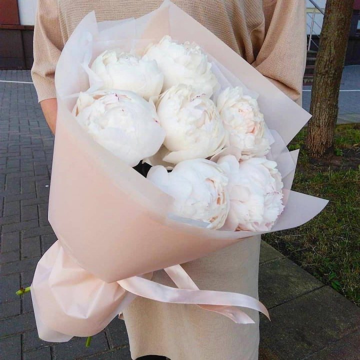 Букет белых пионов в Уфе