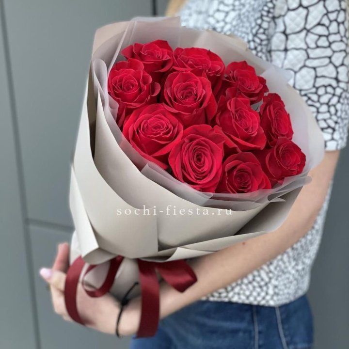 Букет красных роз "Рози" в Уфе