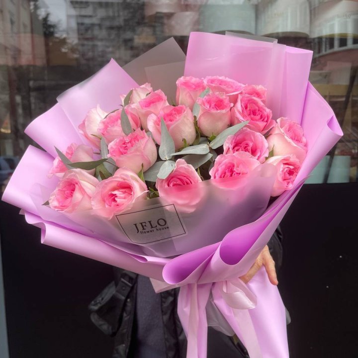  19 розовых роз в Уфе