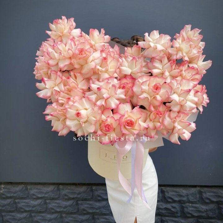 31 французская роза Джумилия в боксе в Уфе