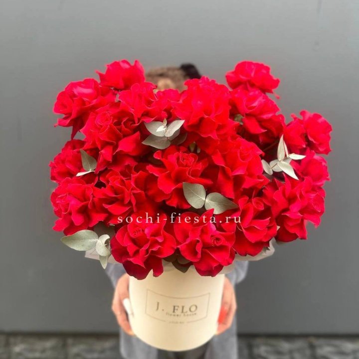 35 Французских роз в боксе в Уфе