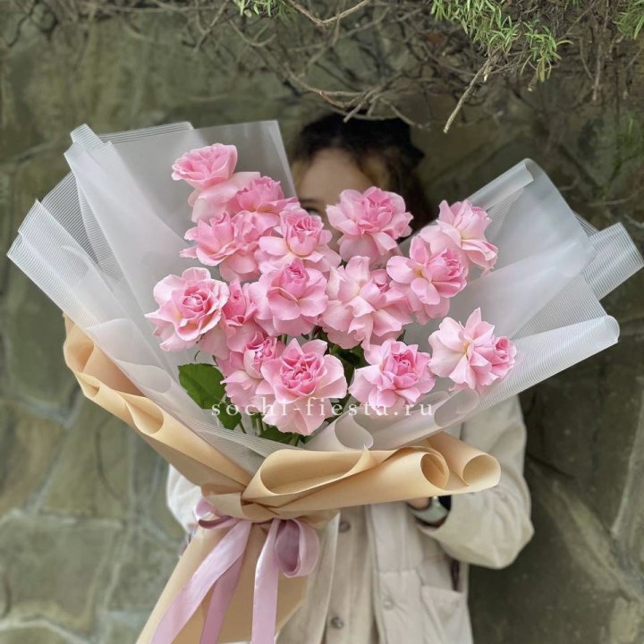 Букет из 15 французских роз Пинк дрим в Уфе