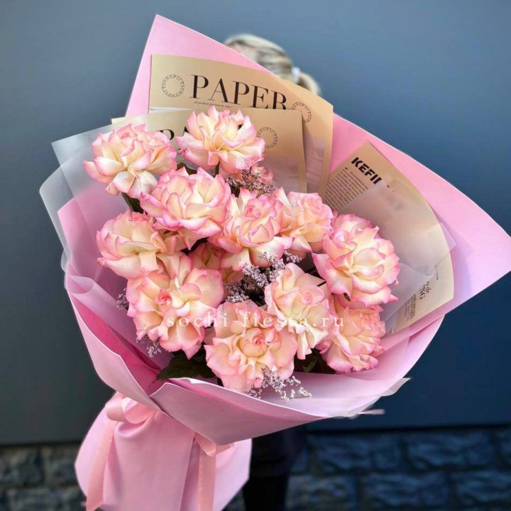 15 французских роз "Джумилия" в Уфе