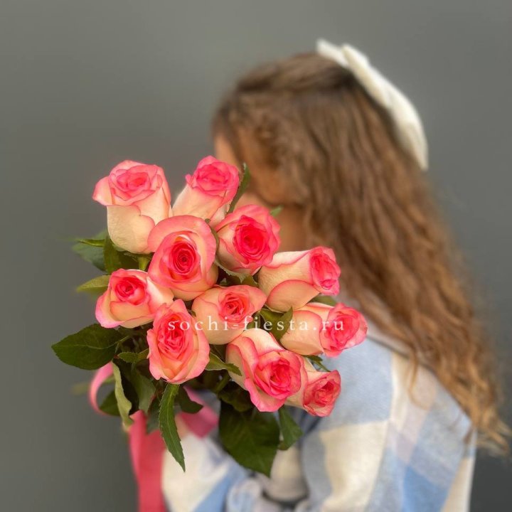 11 роз "Джумилия" в Уфе