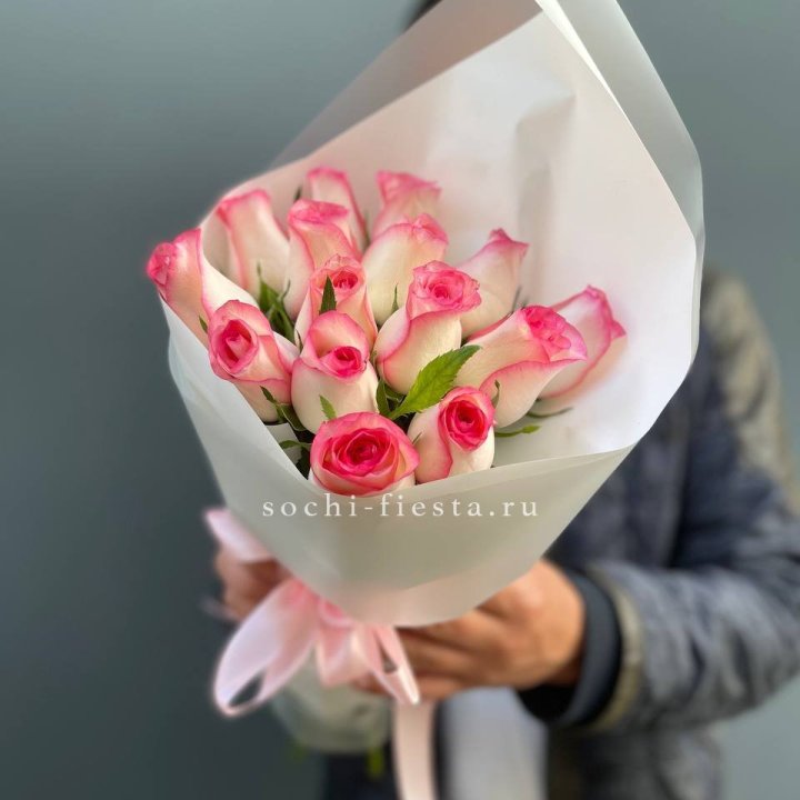 15 роз "Джумилия" в Уфе