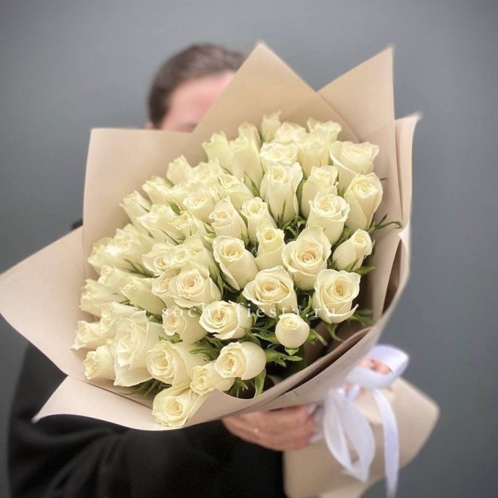 51 белая кенийская роза  в Уфе