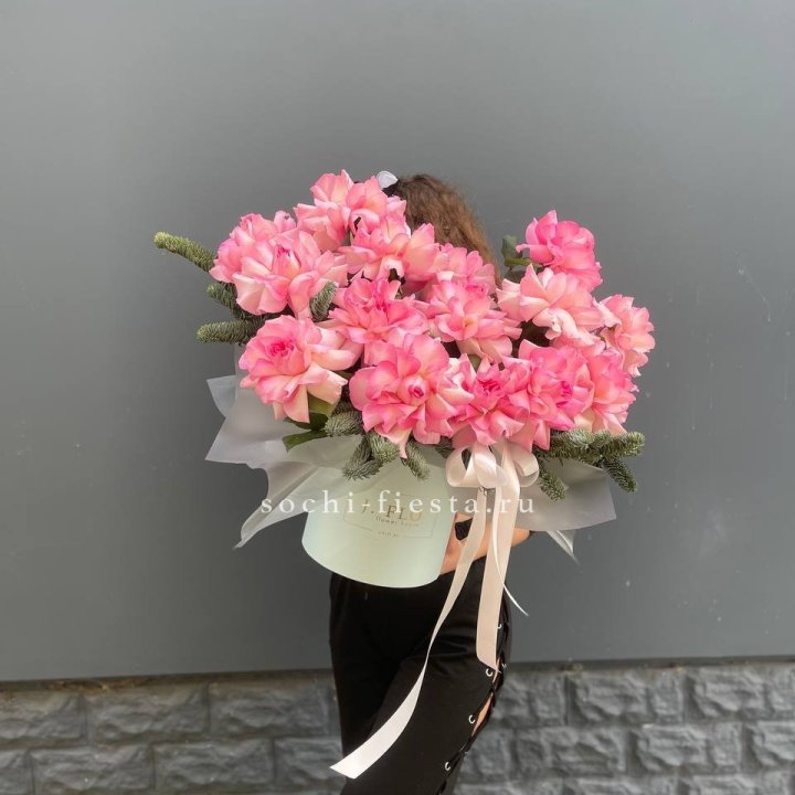 Бокс из 15 французских роз в Уфе