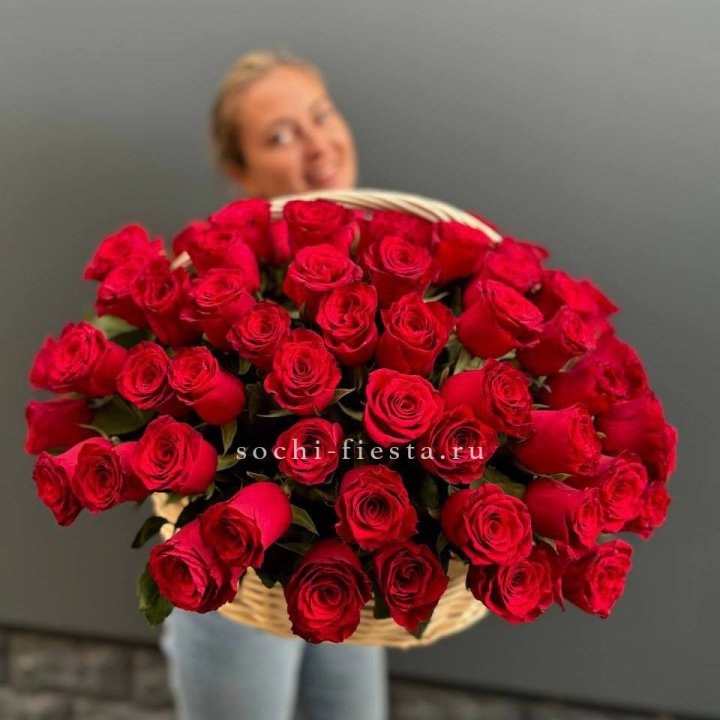 101 красная роза в корзине   в Уфе
